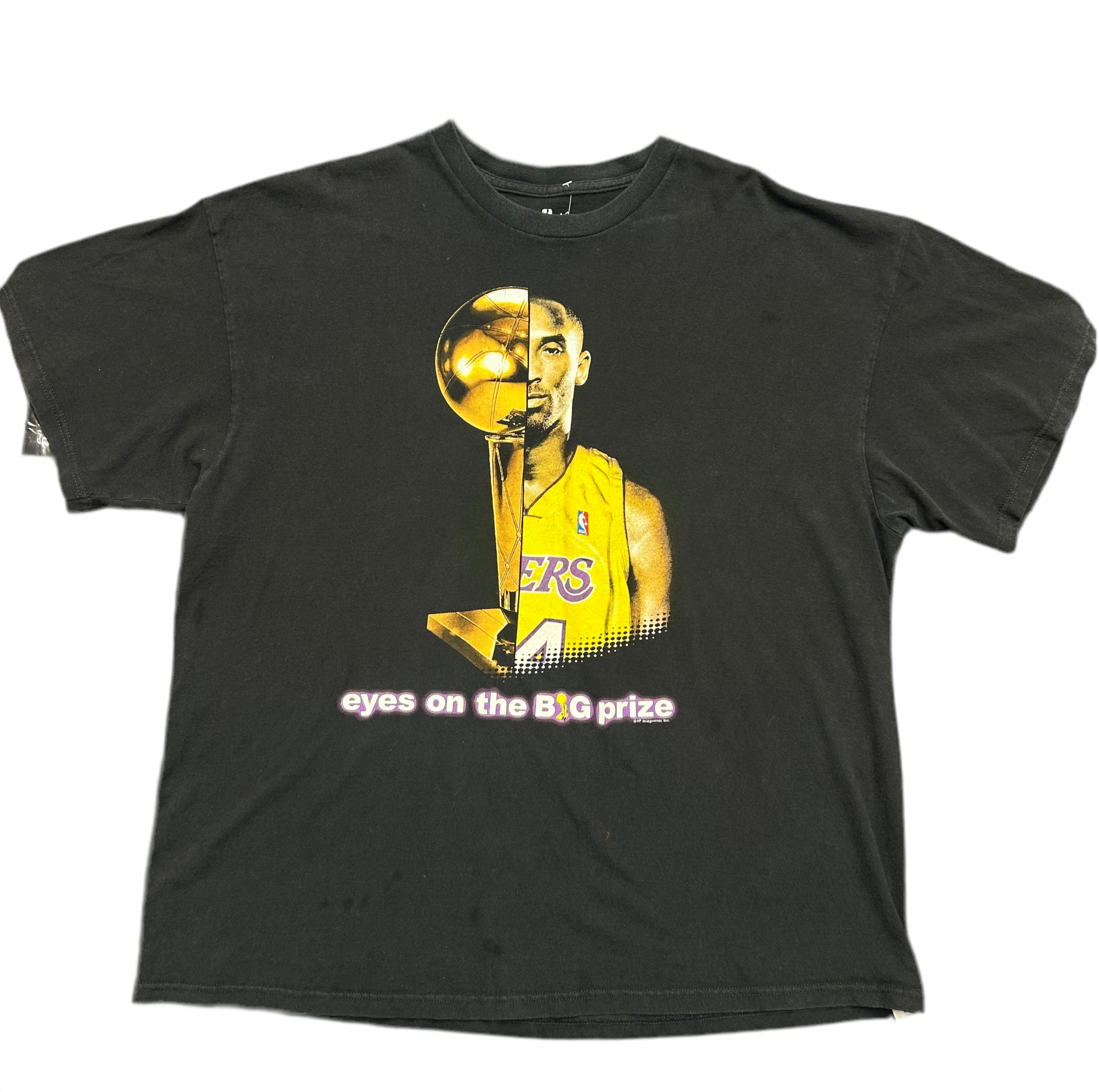 Vintage Los Angeles Lakers Kobe Bryant Eyes On The Prize NBA T Shirt